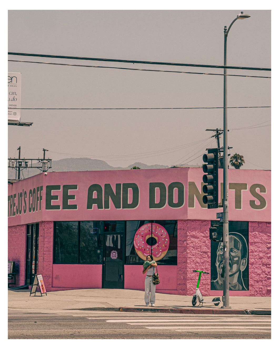 Treo's Coffee and Donuts